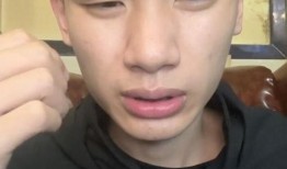 抖音网红男模吃瓜,抖音网红男模的趣味吃瓜日常